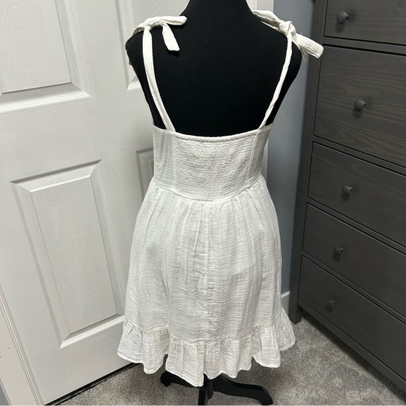 Old Navy Dress - Picture 3 of 6